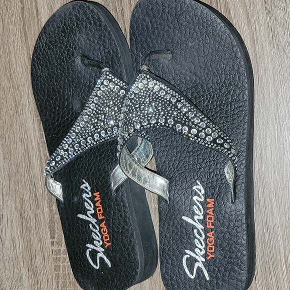 Skechers Shoes Skechers Yoga Foam Flip Flops Poshmark